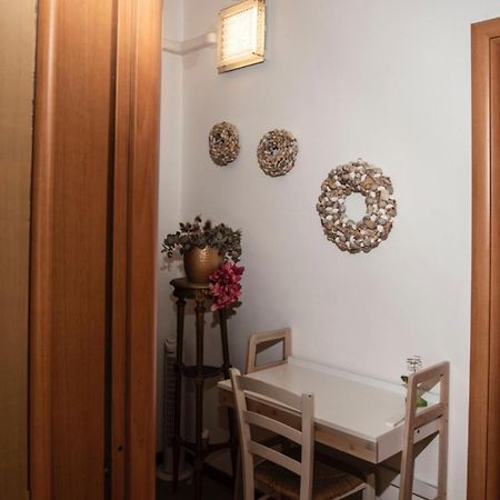 Priscilla Nel Golfo Delle Meraviglie La Spezia Bagian luar foto